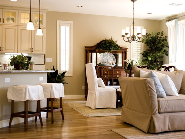 实木地板保养还是翻新比较好 实木地板怎么保养